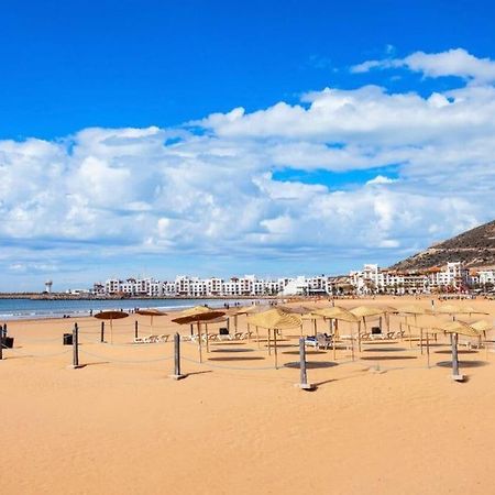 Appartement De Luxe ,Piscine,Parking,Terrasse Agadir Bagian luar foto