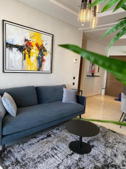 Appartement De Luxe ,Piscine,Parking,Terrasse Agadir Bagian luar foto