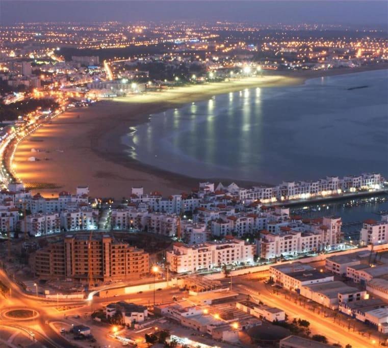 Appartement De Luxe ,Piscine,Parking,Terrasse Agadir Bagian luar foto
