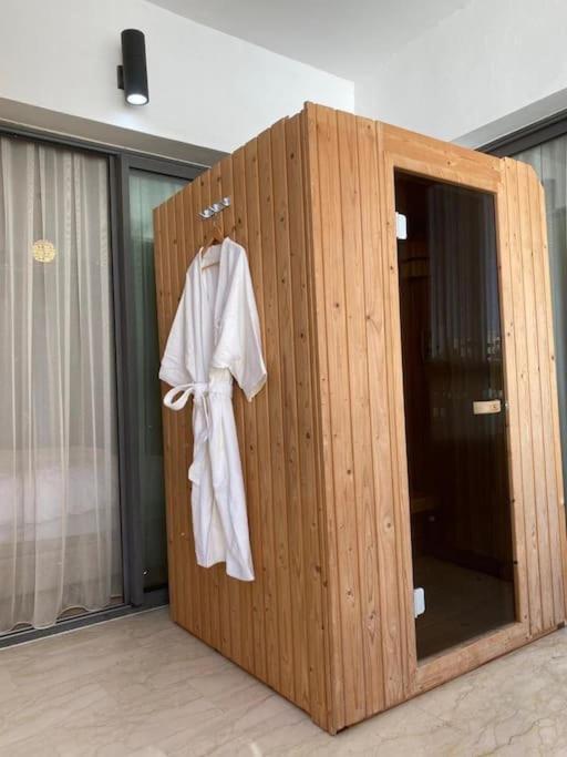 Appartement De Luxe ,Piscine,Parking,Terrasse Agadir Bagian luar foto